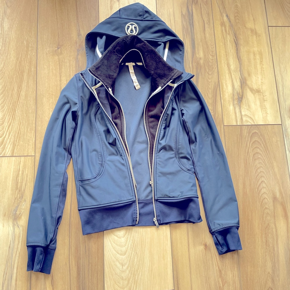 Lululemon Navy Blue Zip-Up Hoodie with fleece zip-up insert